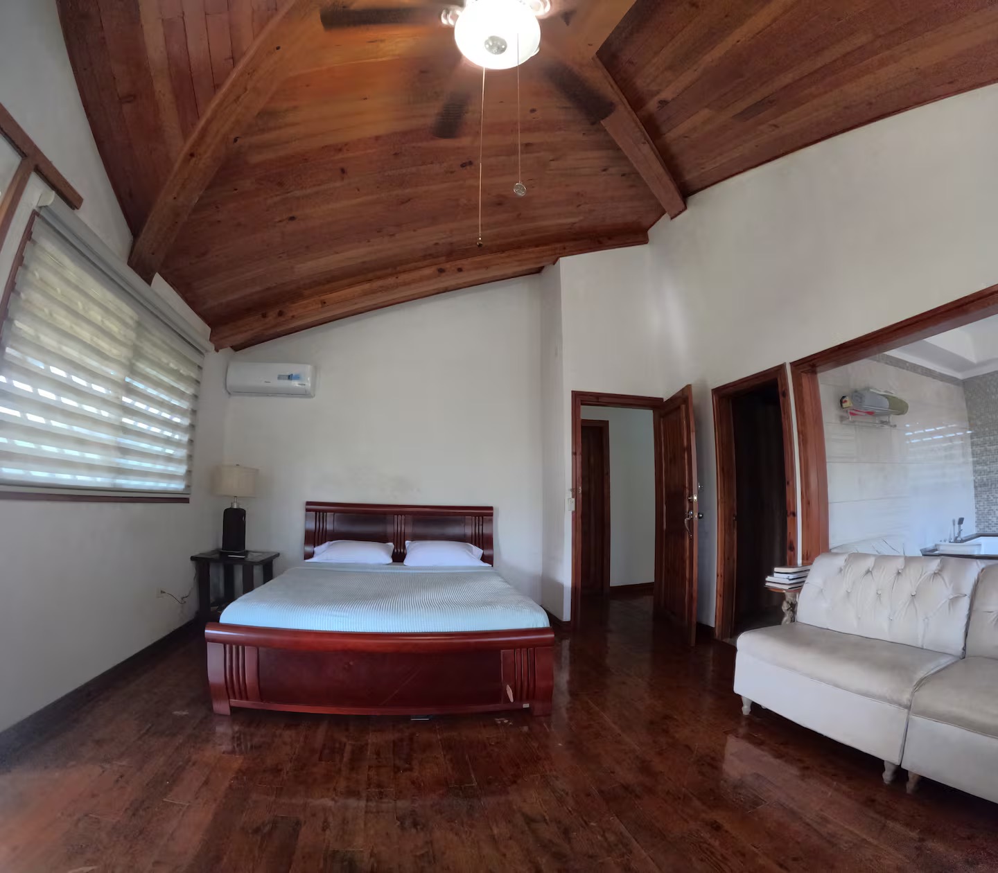 Habitación principal con cama king